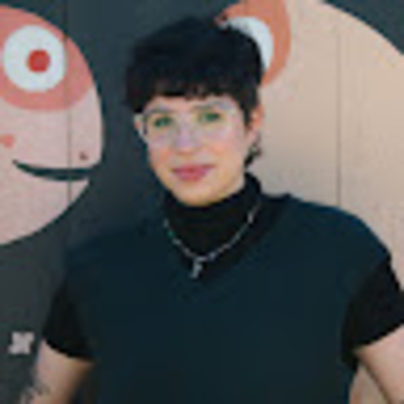 Meet your Posher, Briana - Picture 1 of 1